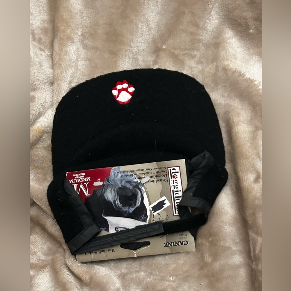Pet baseball hat size medium one per purchase - Picture 2 of 5